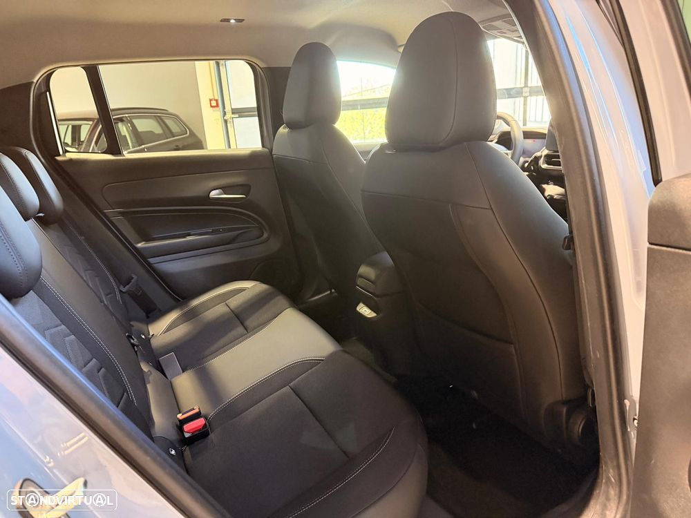 Jeep Avenger 1.2 e-Hybrid Altitude DCT - 15