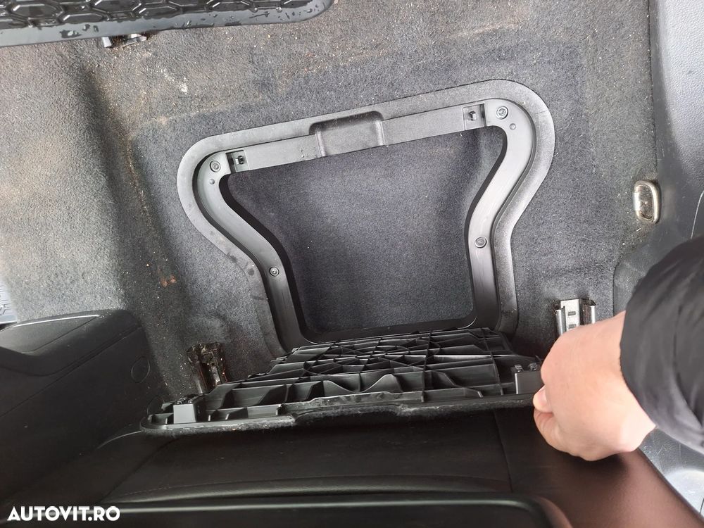 VOLKSWAGEN Sharan 2013 — imagine 26