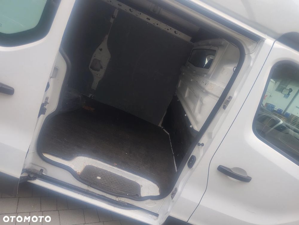 Renault Trafic - 6