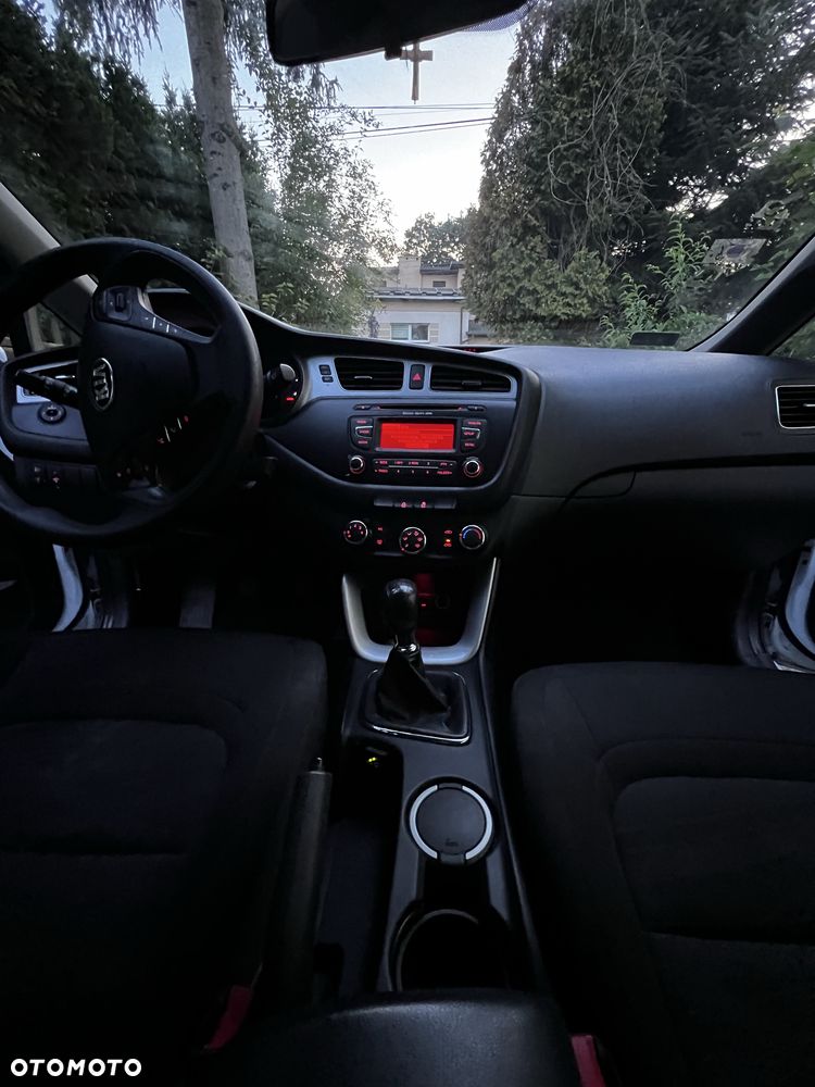 Kia Ceed - 7