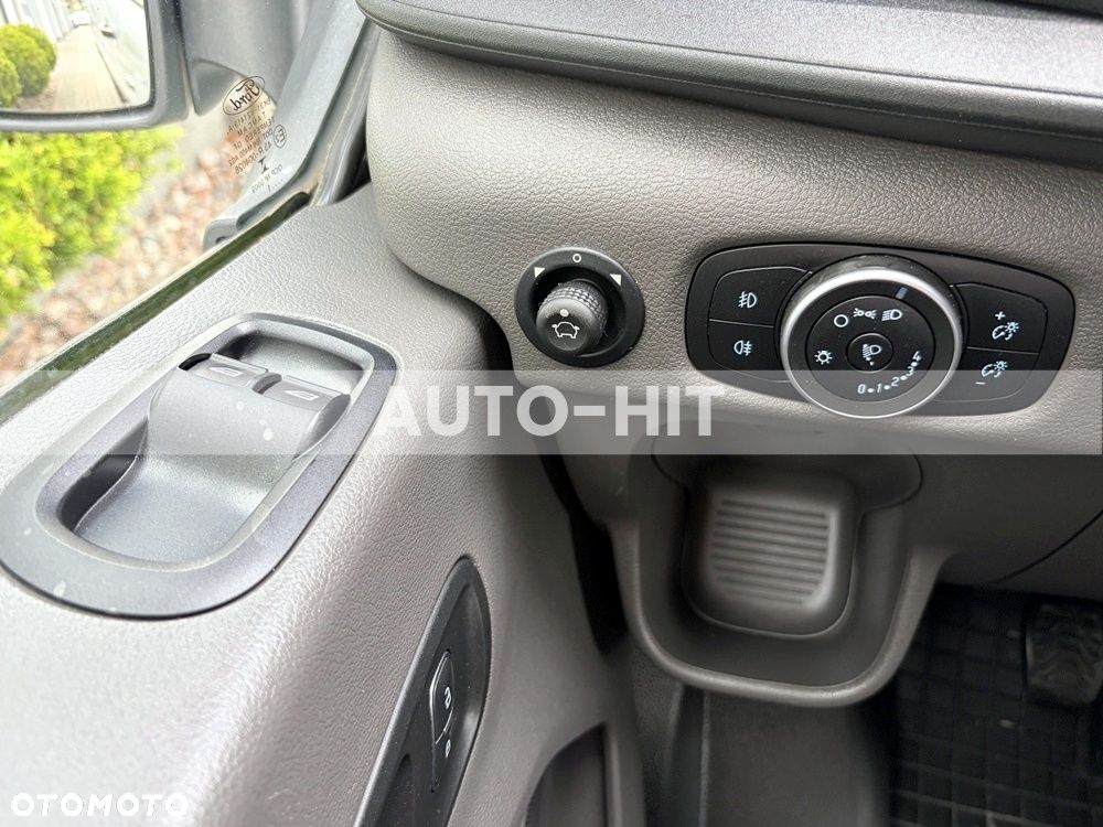 Ford Transit - 23