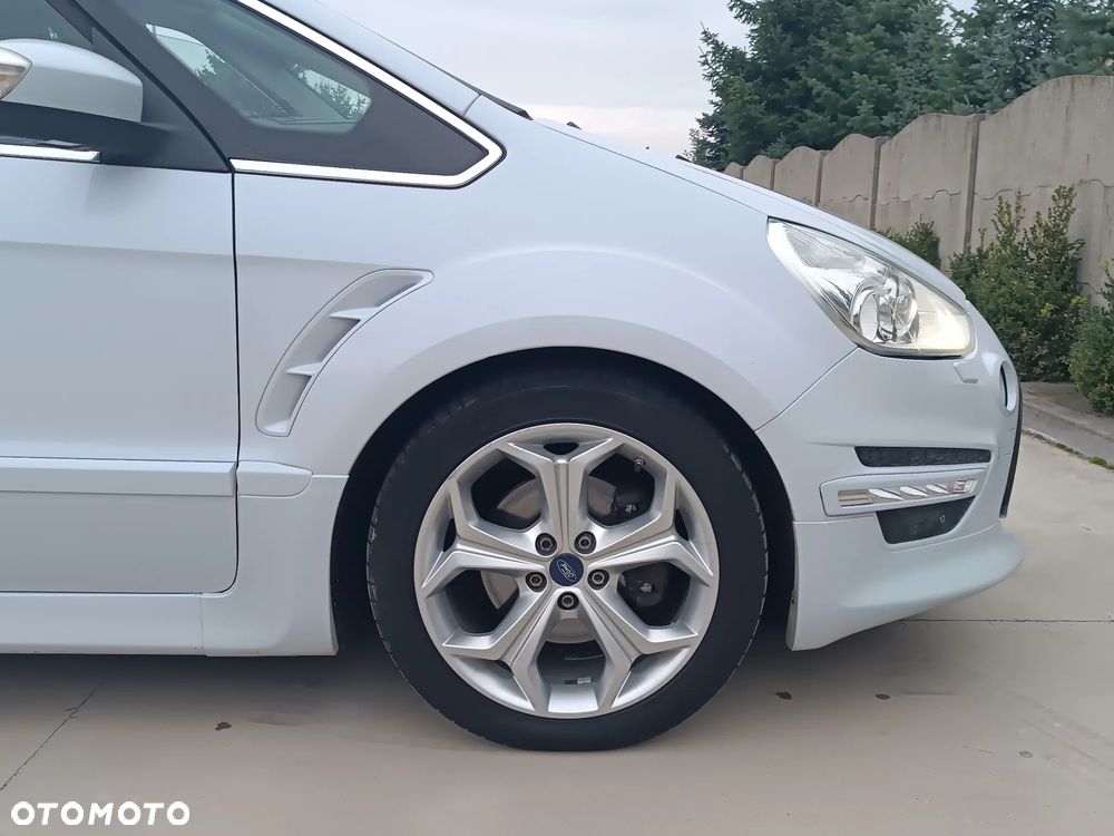 Ford S-Max - 25