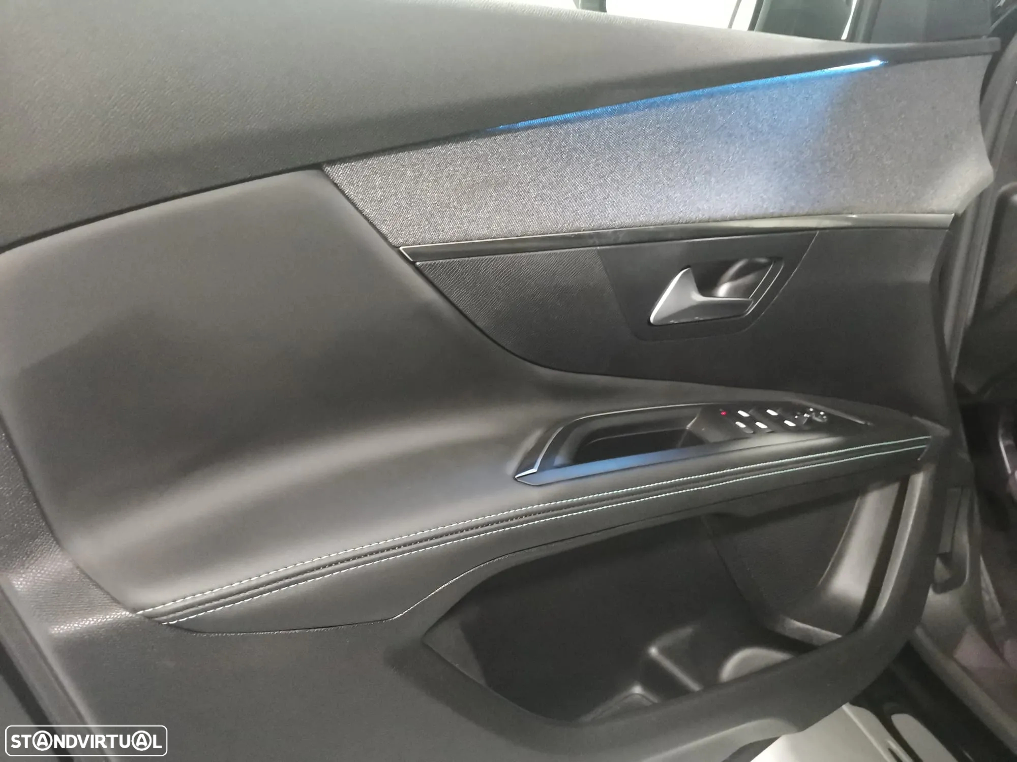 Peugeot 5008 1.2 PureTech Allure Pack - 14