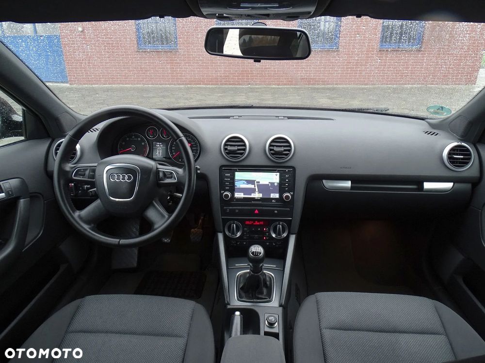 Audi A3 Sportback 1.4 TFSI Attraction - 6