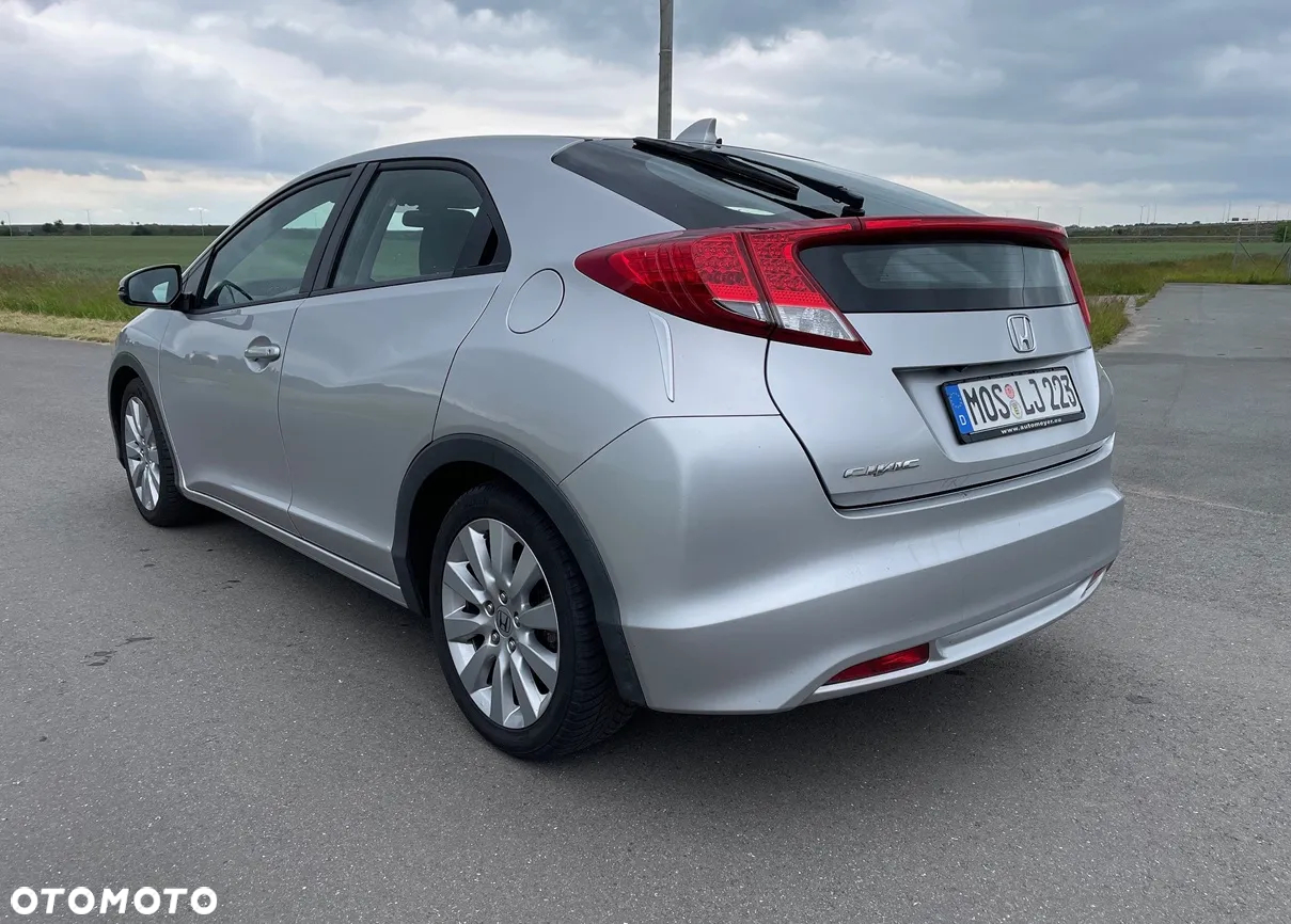 Honda Civic 2.2 i-DTEC Comfort - 3