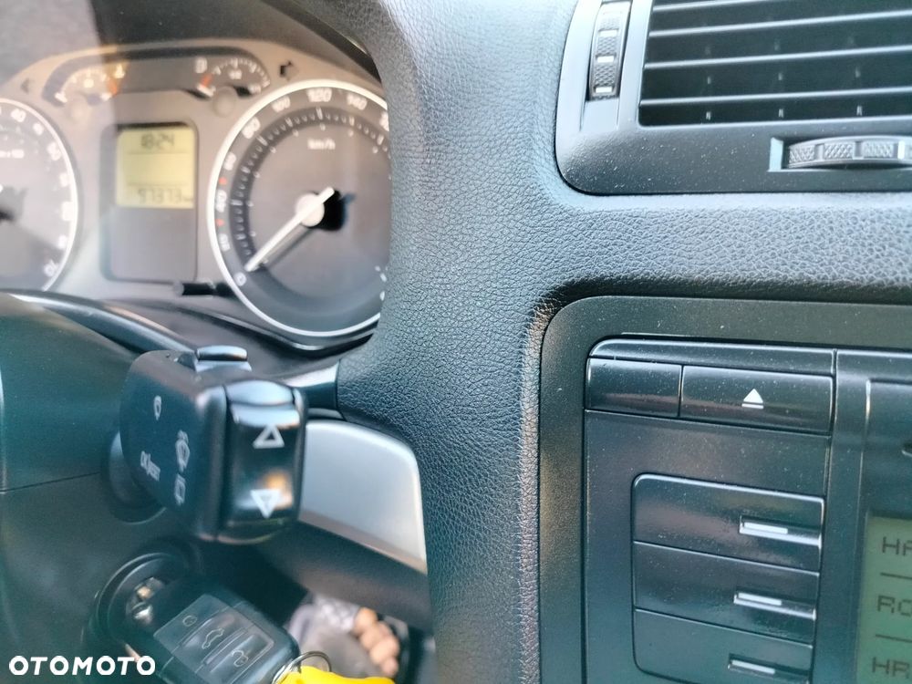 Skoda Octavia 1.6 Style - 29