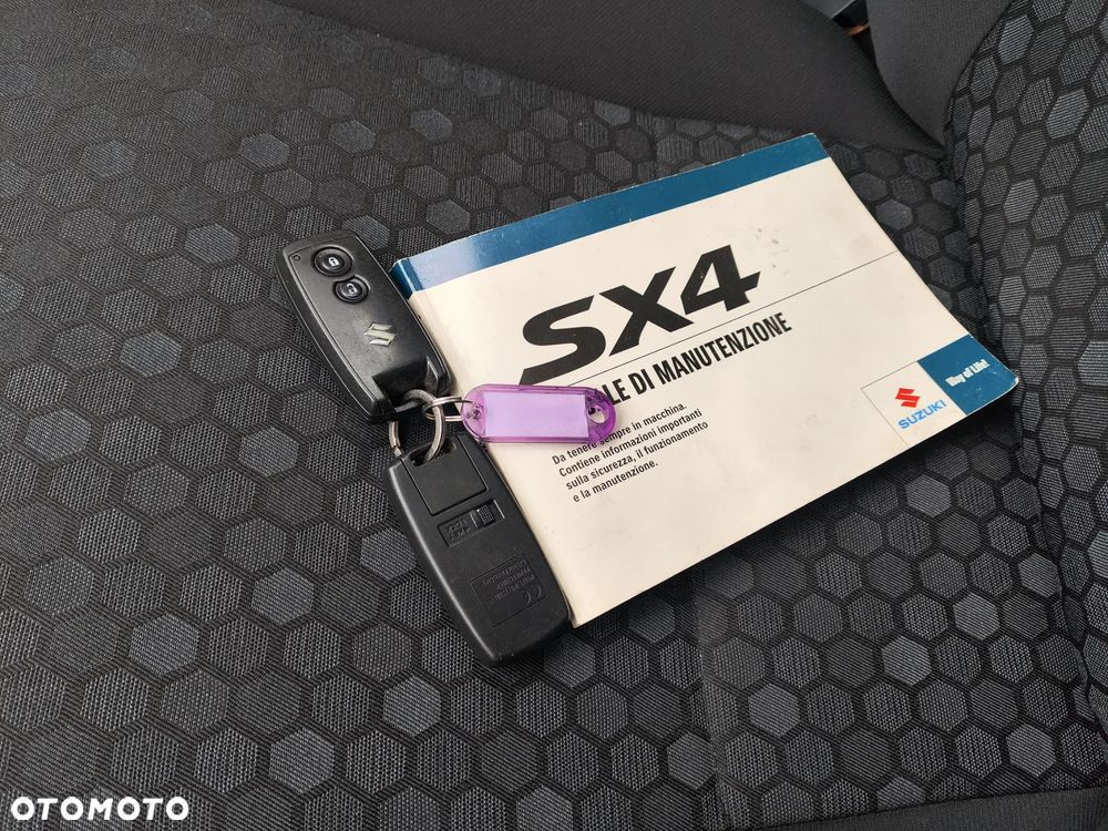 Suzuki SX4 1.6 Premium 4WD - 21