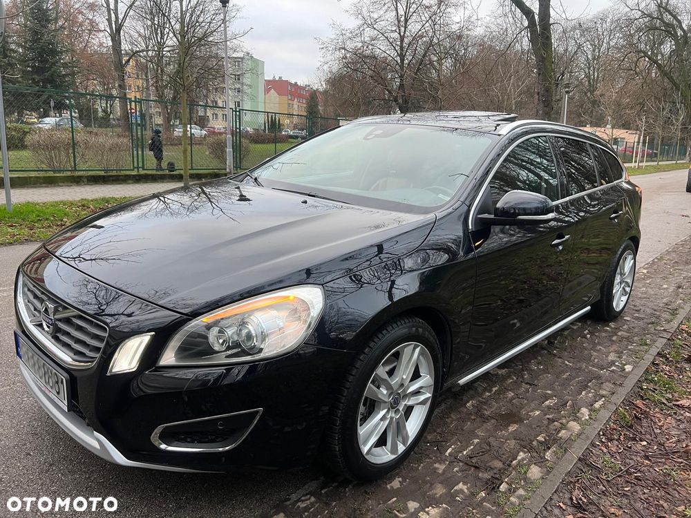 Volvo V60 - 1