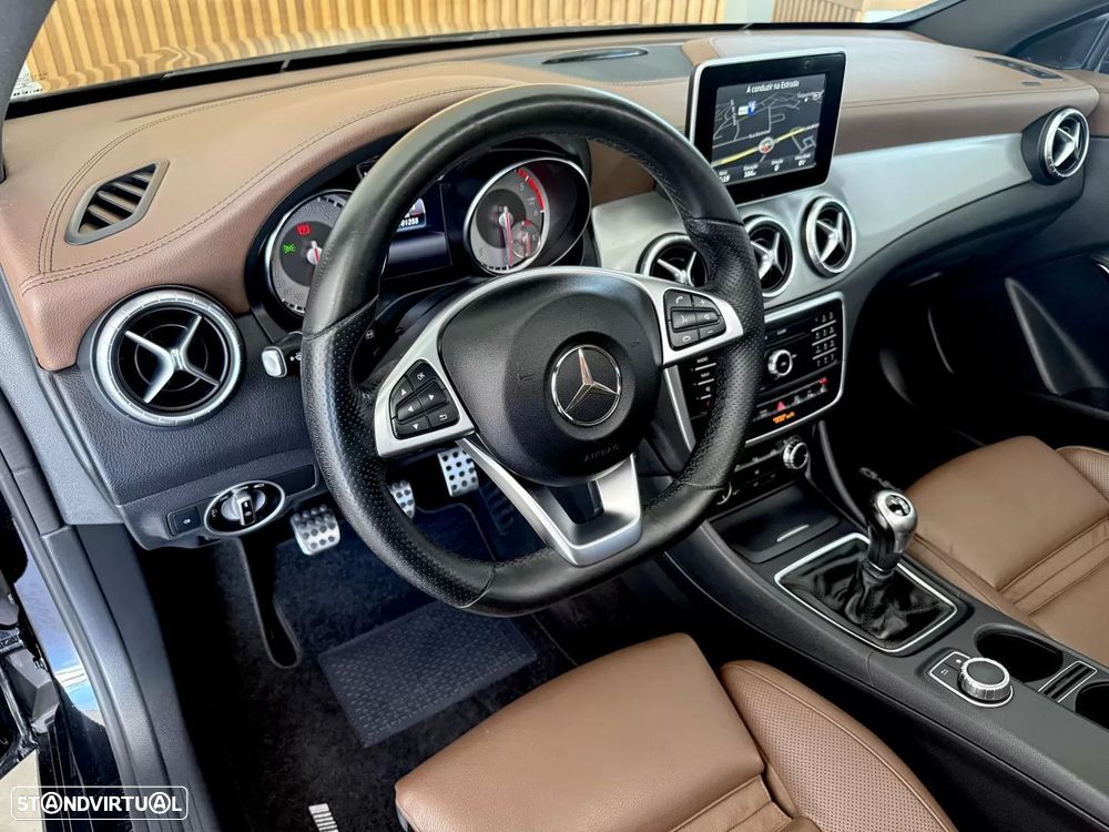 Mercedes-Benz CLA 200 d Shooting Brake AMG Line - 51