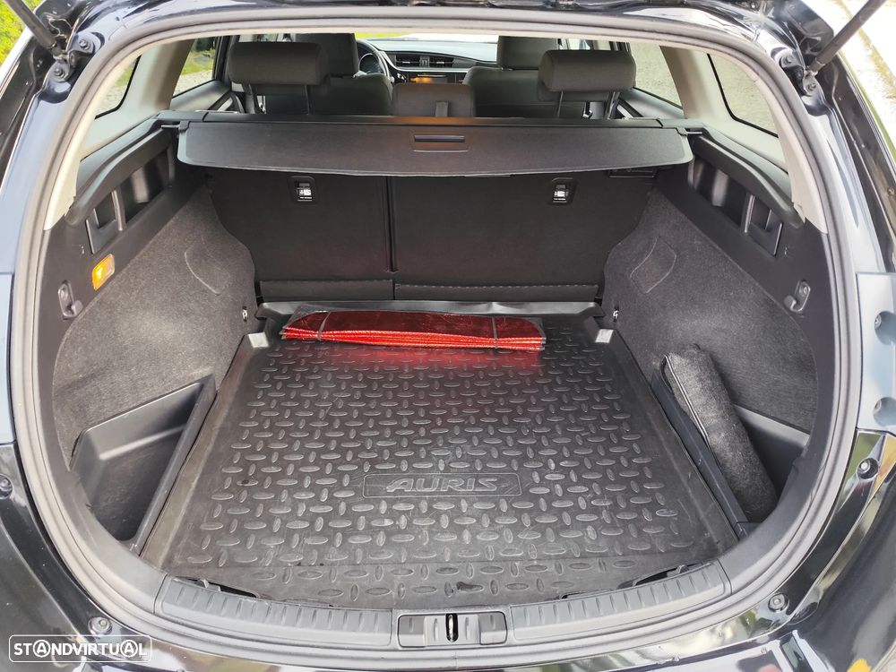Toyota Auris Touring Sports 1.4 D-4D Comfort+Pack Sport - 12