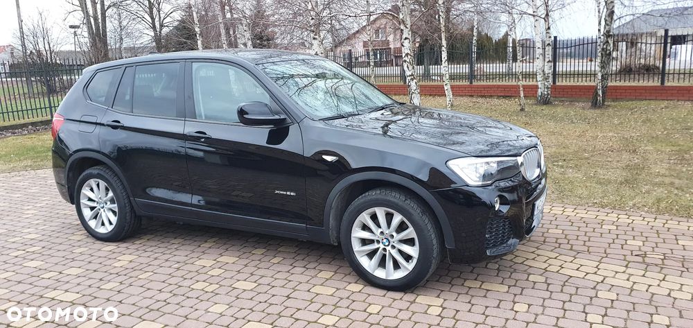 BMW X3 28i xDrive - 3