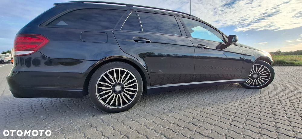 Mercedes-Benz Klasa E 220 BlueTEC 9G-TRONIC - 21
