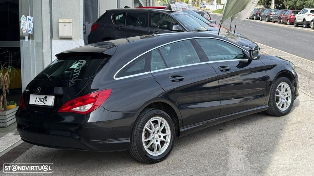 Mercedes-Benz CLA 200 d Shooting Brake Urban - 4