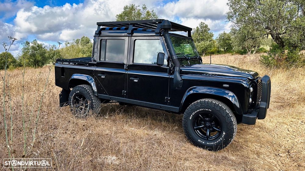 Land Rover Defender 110 Crew Cab SE - 3