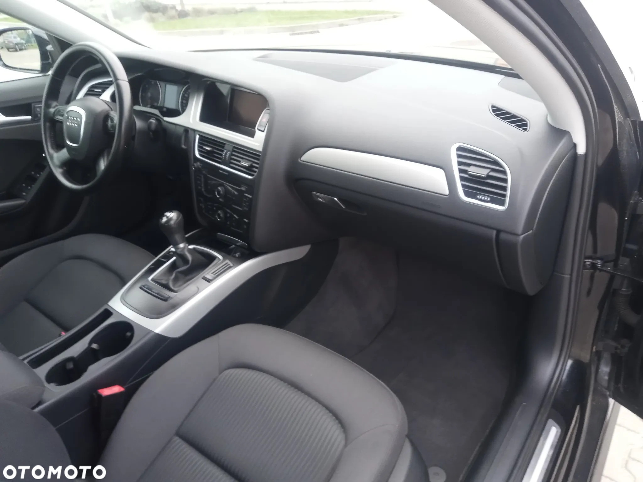 Audi A4 2.0 TDI DPF Ambition - 12