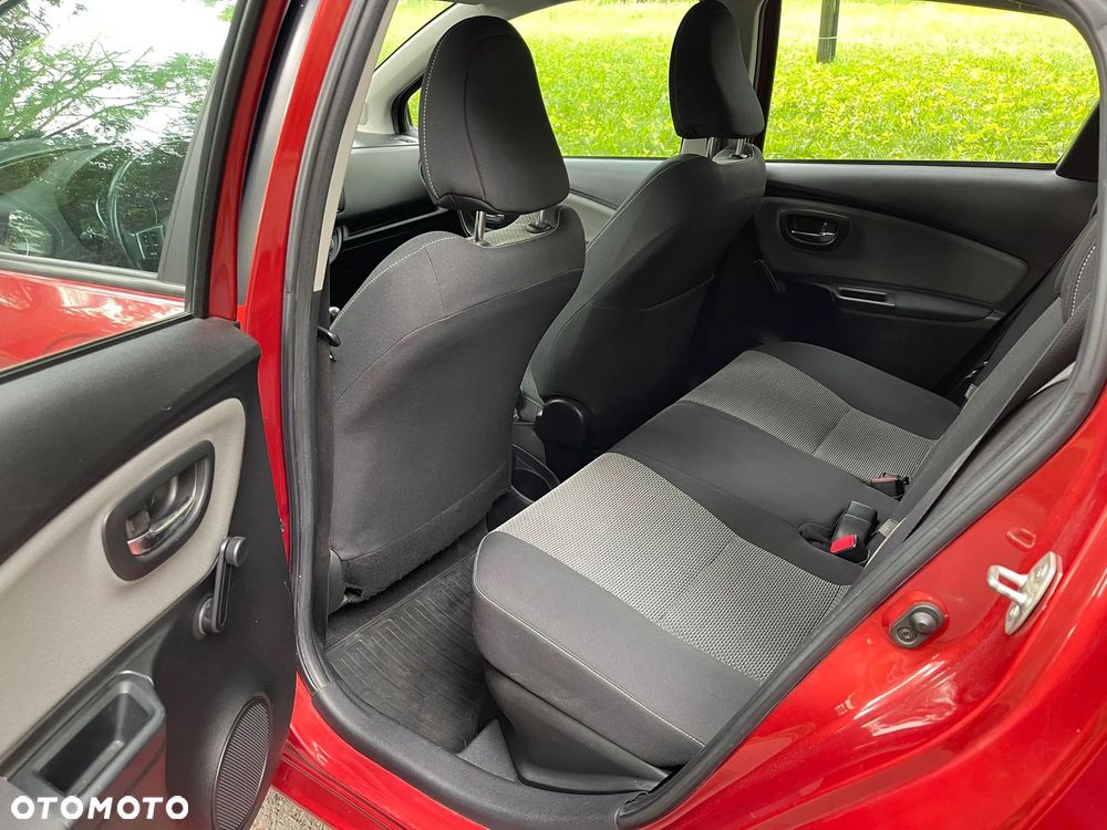 Toyota Yaris Hybrid 100 Premium EU6 - 14