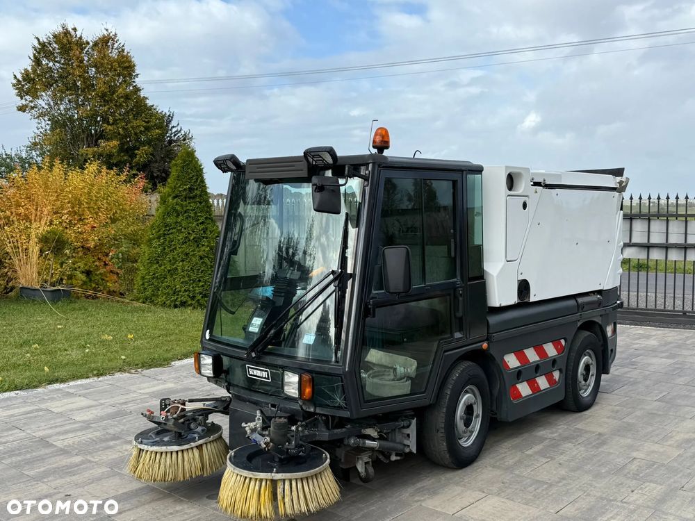 Schmidt Compact 200 - 11