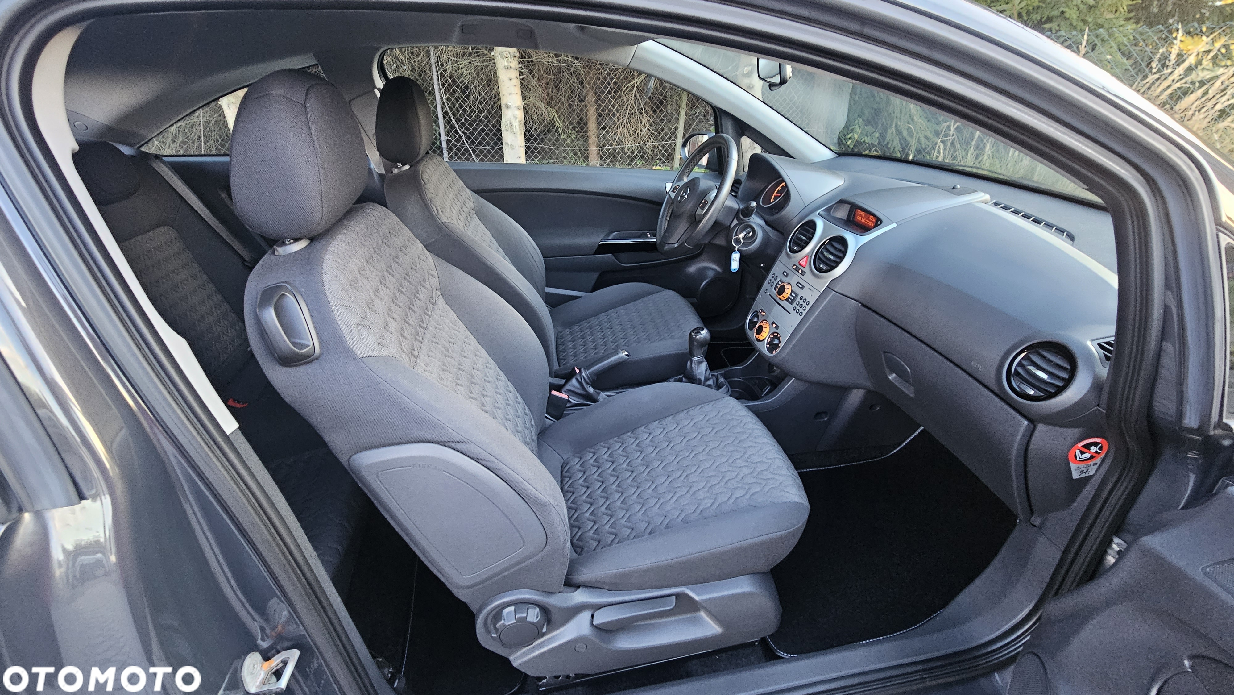 Opel Corsa - 15