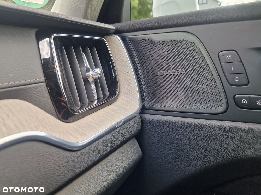 Volvo XC 60 B5 D AWD Geartronic Momentum - 26
