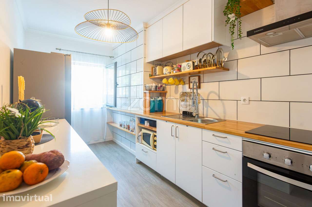 Apartamento T2 no Rés-do-Chão em São Pedro concelho de Ponta Delgad... - Grande imagem: 3/24