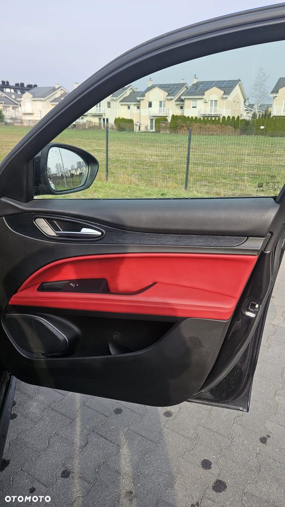 Alfa Romeo Stelvio 2.0 Turbo B-Tech Edition Q4 - 12