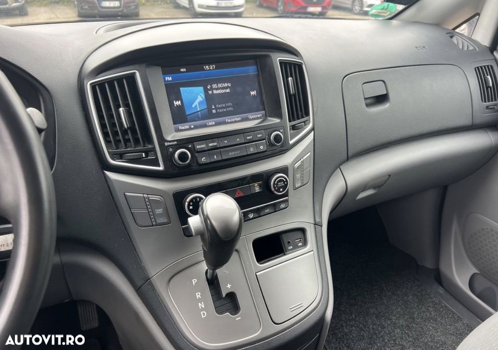 Hyundai H-1 2.5 CRDi Travel Comfort - 21