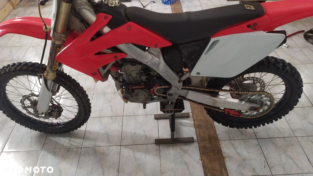 Honda CRF - 2