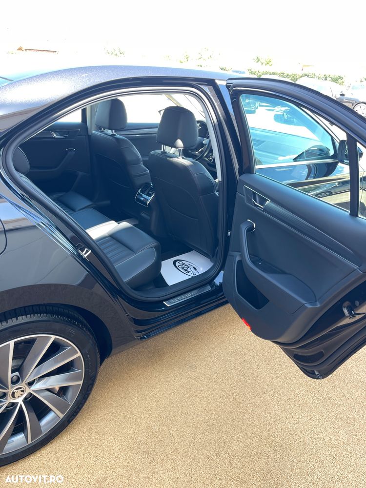 Skoda Superb 2.0 TDI DSG Premium Edition - 23