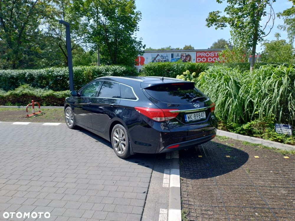 Hyundai i40 1.7 CRDi Comfort + - 7
