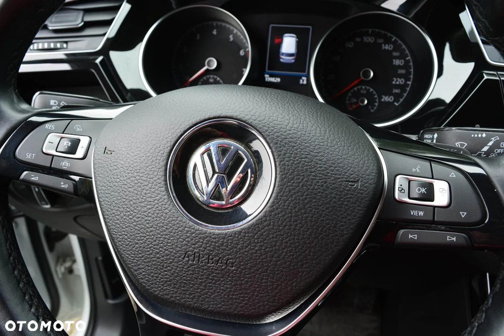 Volkswagen Touran 1.5 TSI EVO Highline DSG - 31