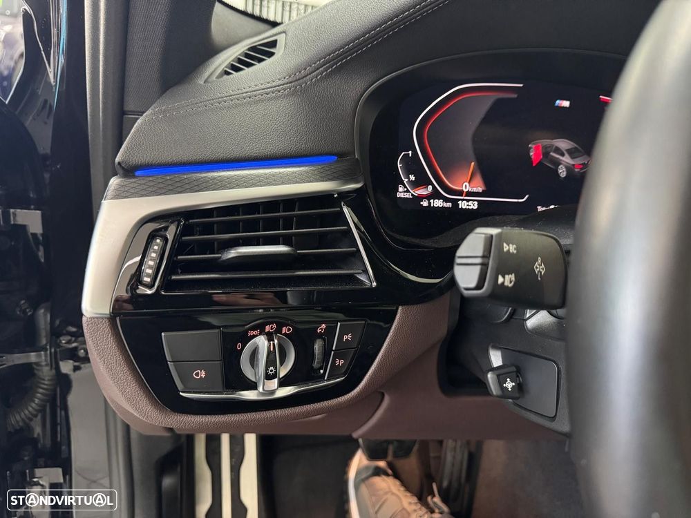 BMW 520 d Pack M Auto - 19
