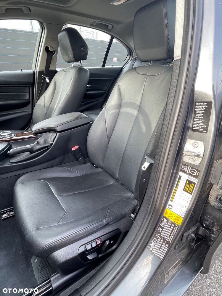 BMW Seria 3 - 17