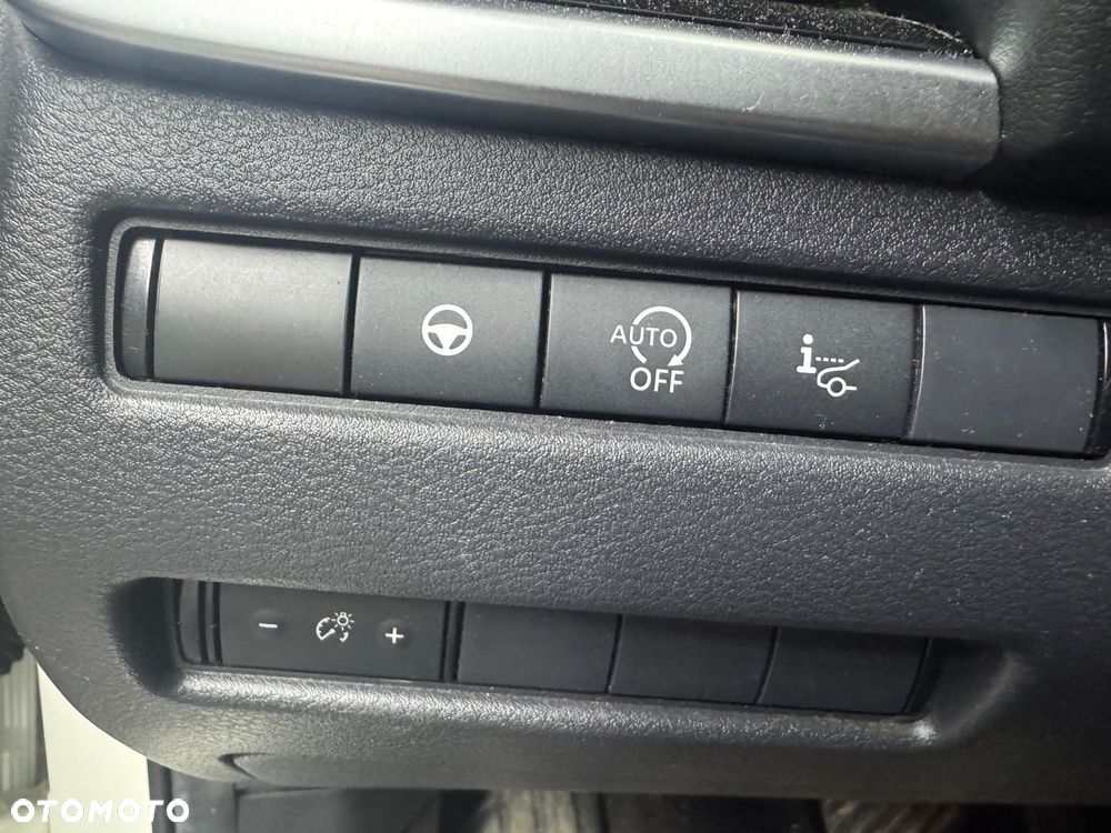 Nissan Qashqai 1.3 DIG-T MHEV Tekna Xtronic - 20