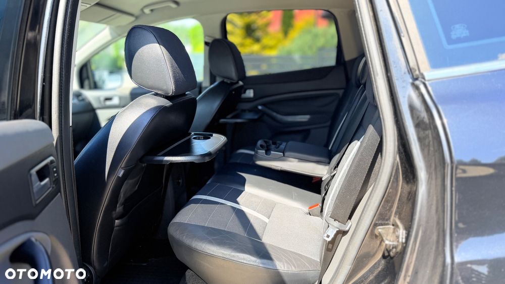 Ford Kuga 2.0 TDCi 2x4 Trend - 21