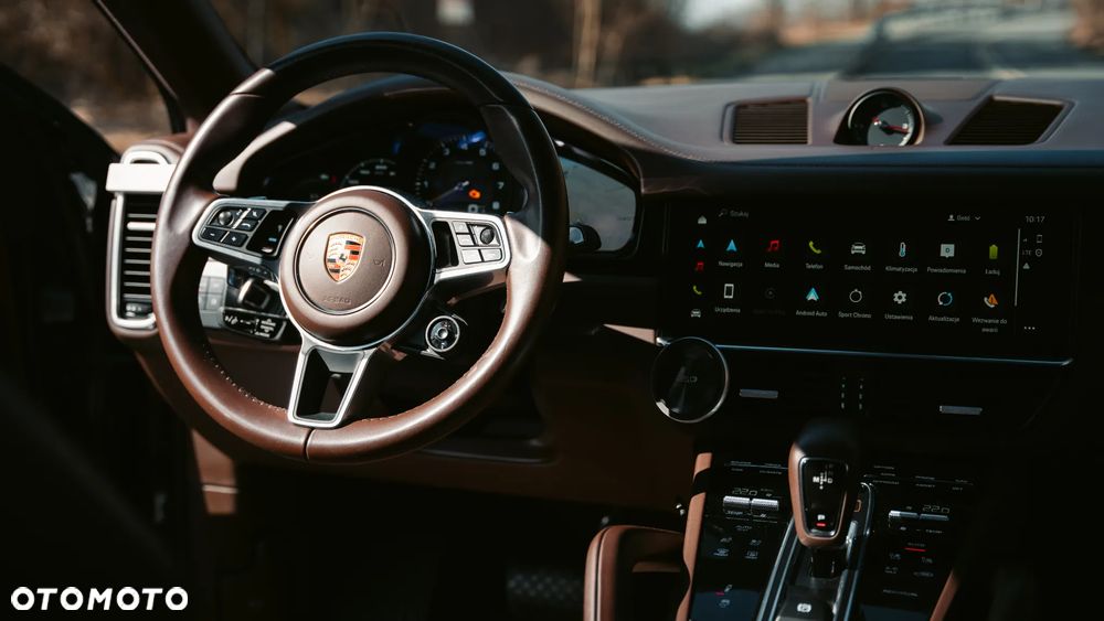 Porsche Cayenne - 17