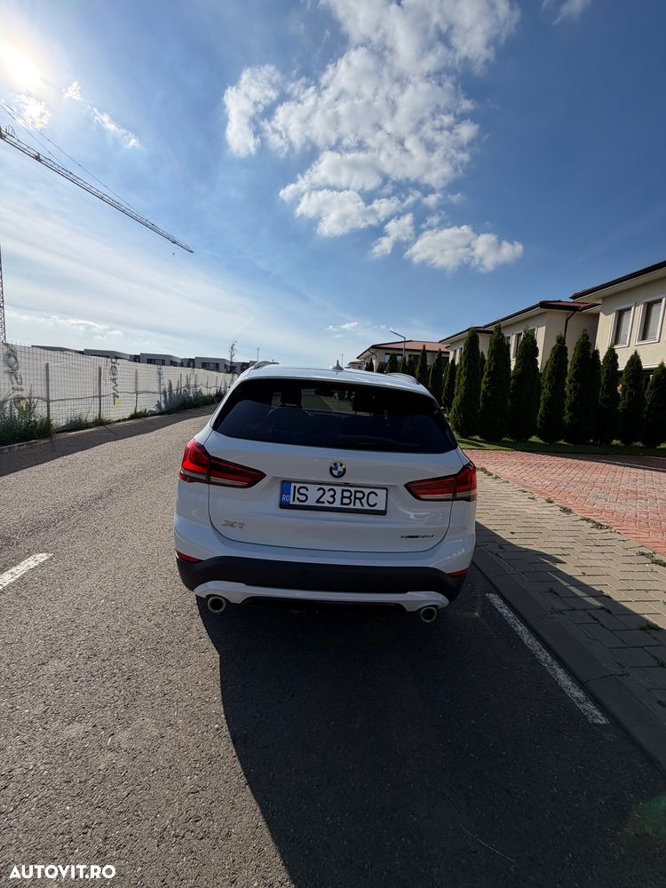 BMW X1 sDrive20d AT - 6