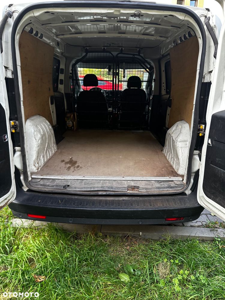 Fiat Doblo - 10