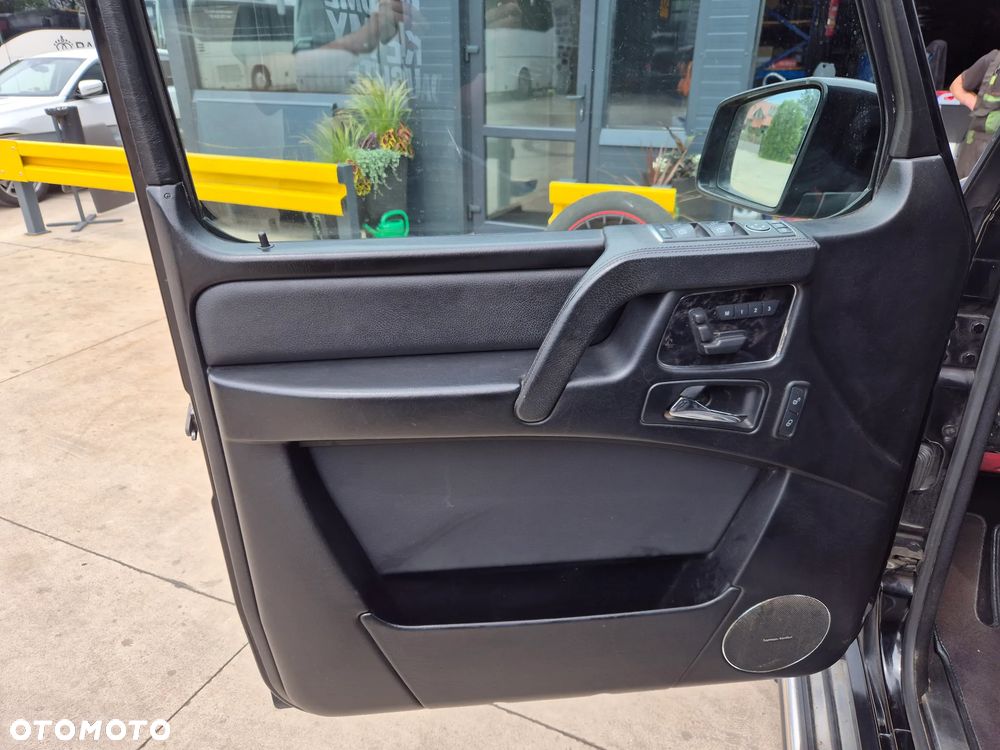 Mercedes-Benz Klasa G 350 BlueTec L - 14