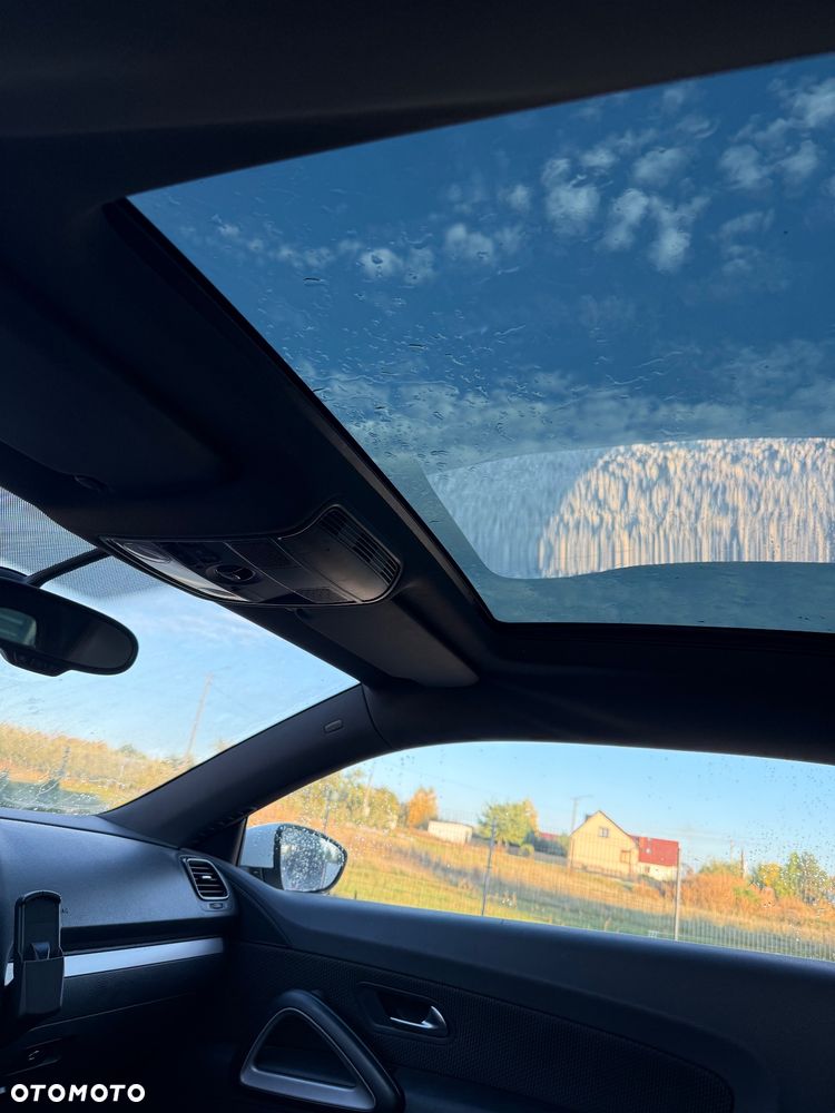 Volkswagen Scirocco 2.0 TSI DSG - 7