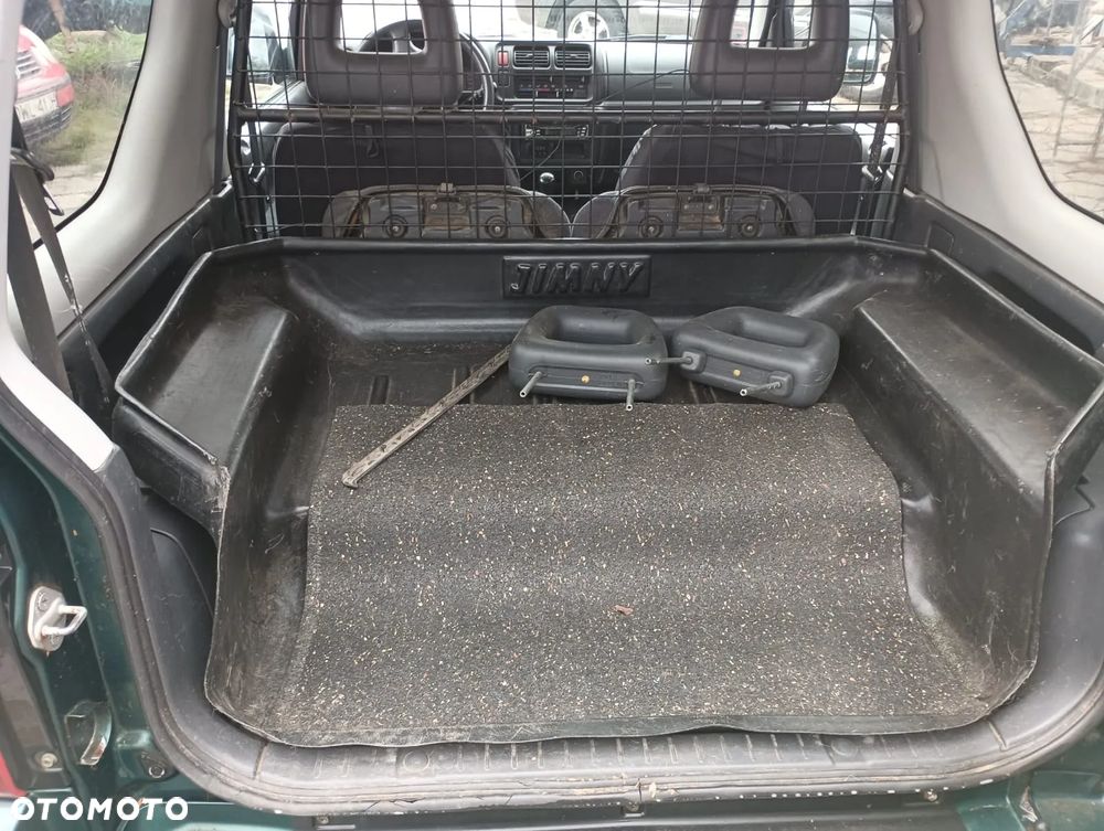 Suzuki Jimny 1.3 JLX - 19