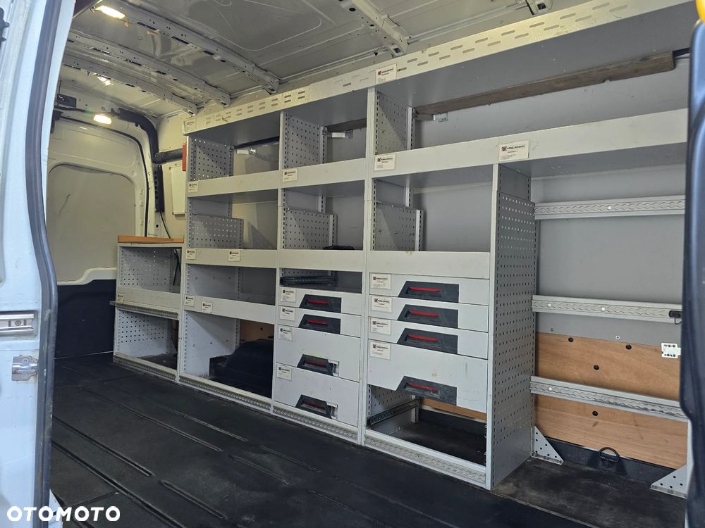 Ford Transit - 20