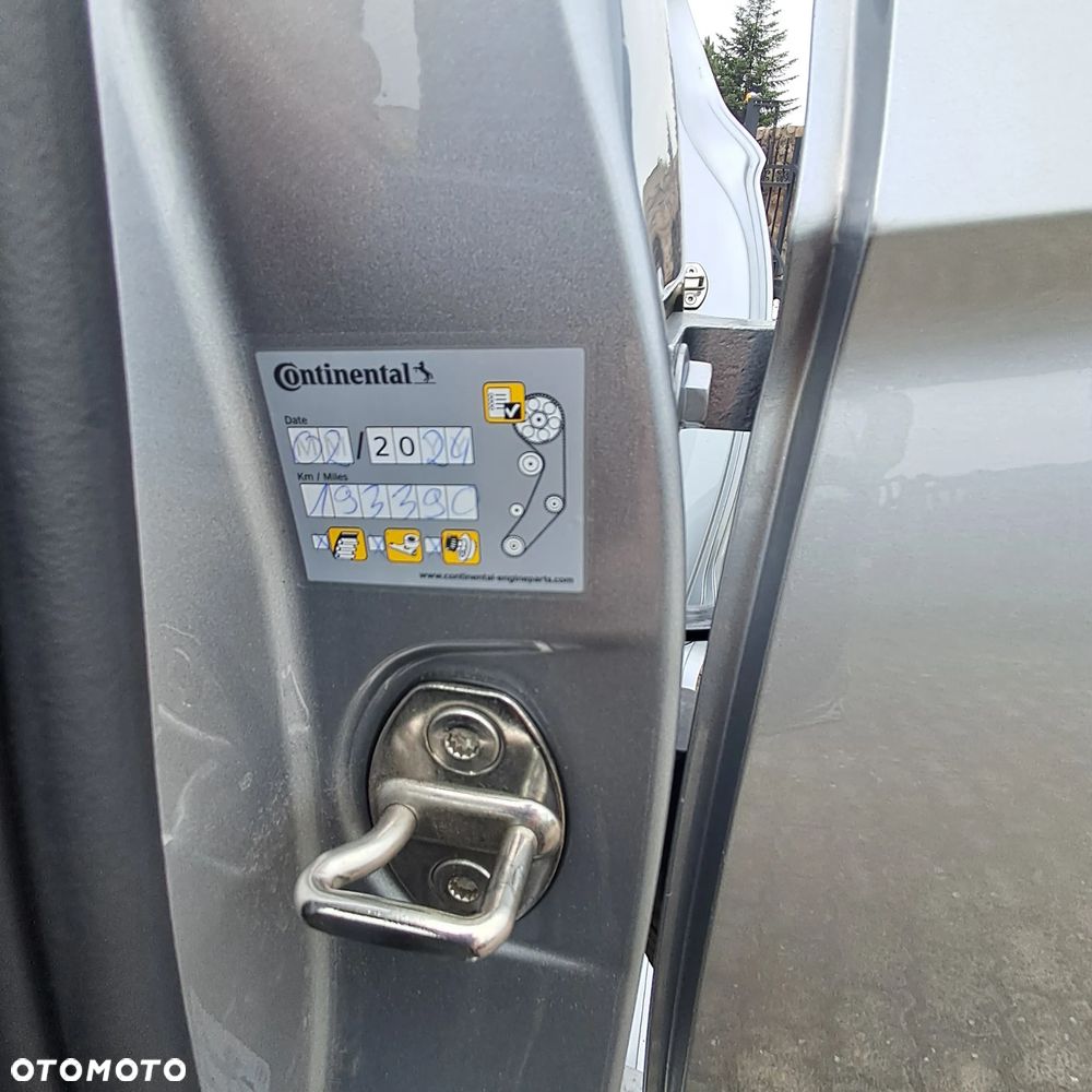 Volkswagen Passat 2.0 TDI BMT Comfortline DSG7 - 24