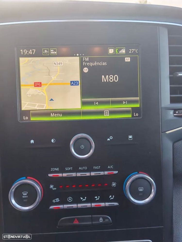 Renault Mégane Sport Tourer - 11