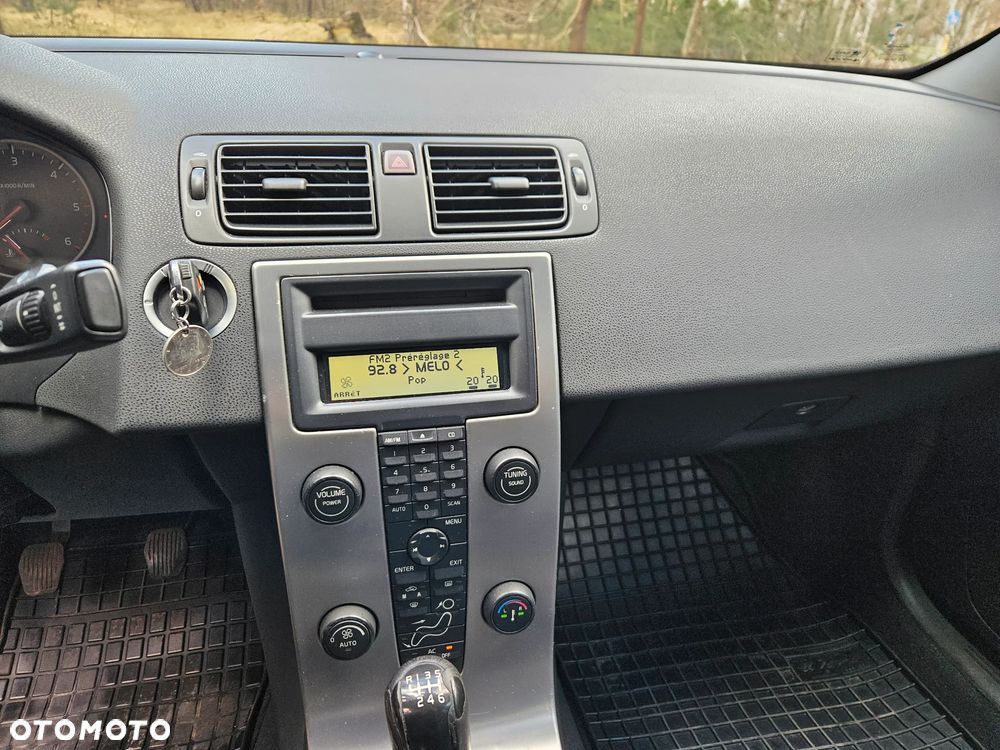 Volvo S40 2.0D DPF Momentum - 10