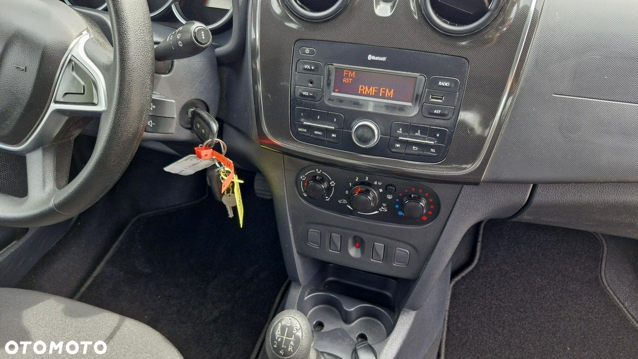 Dacia Sandero SCe 75 Acces - 14