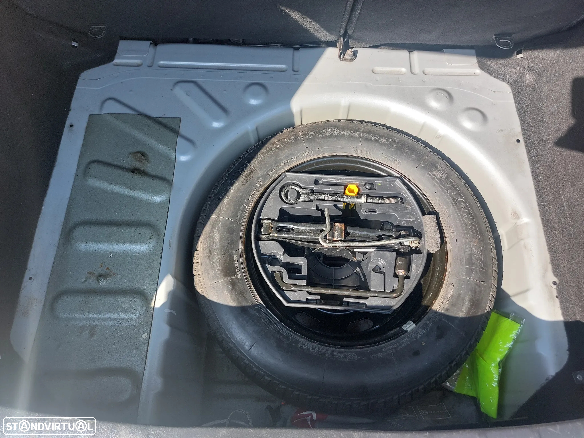 Citroën C4 1.6 HDi 110 VTR Pack - 26