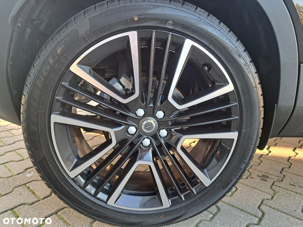 Volvo XC 40 T5 AWD Momentum - 40