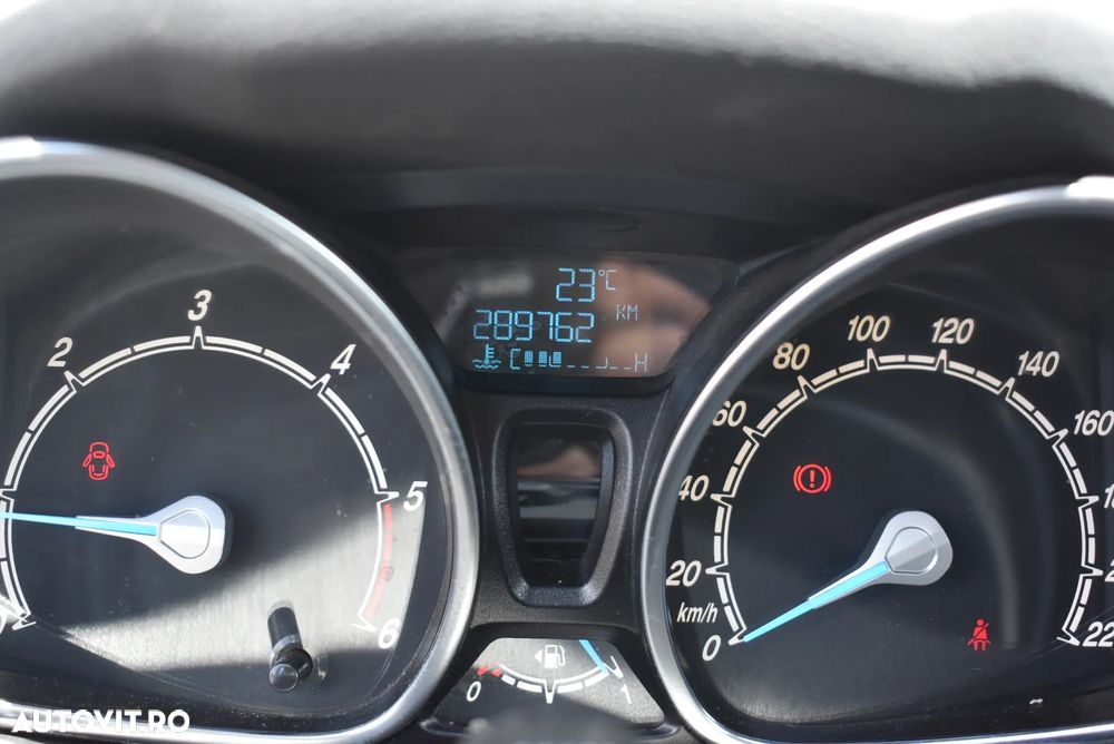 FORD Fiesta 2013 — imagine 12