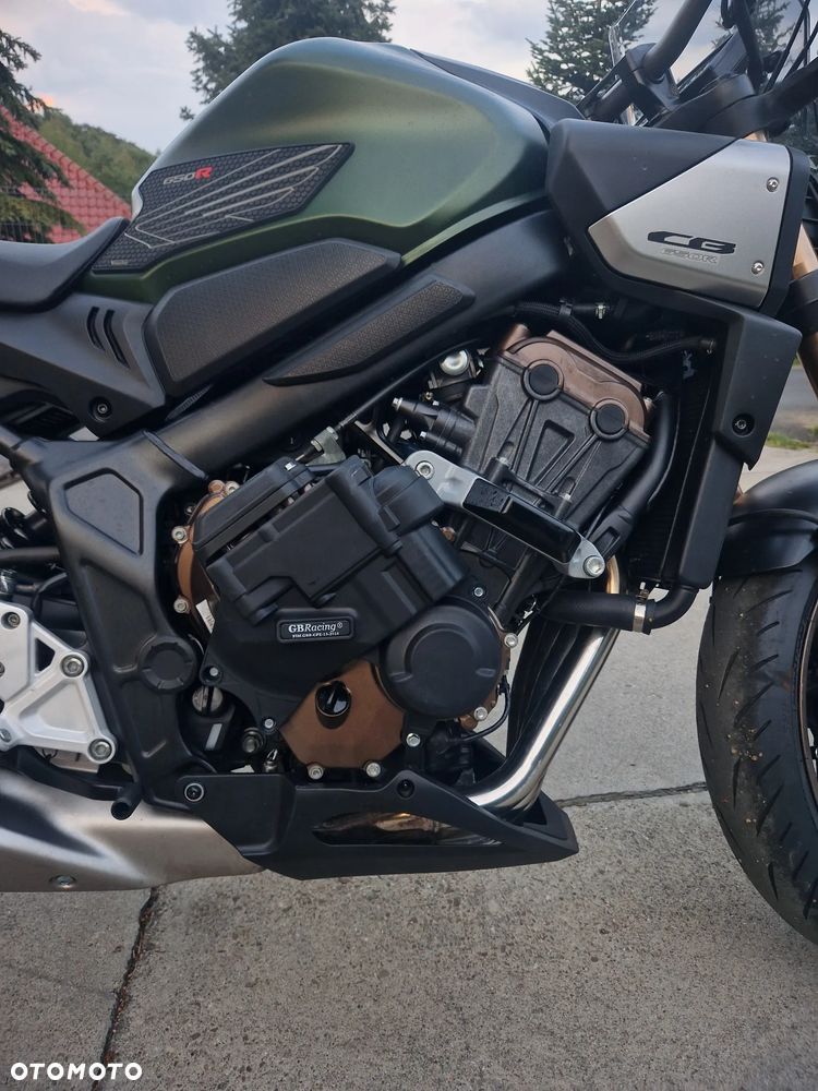 Honda CB - 8