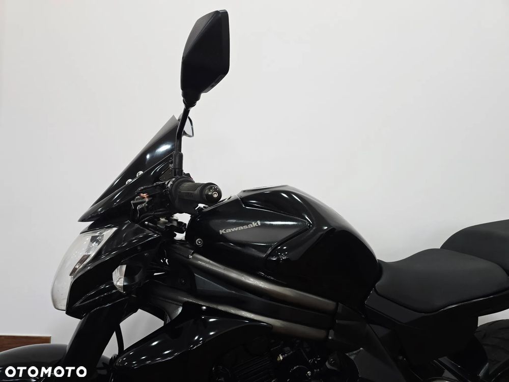 Kawasaki ER - 25